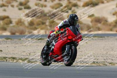 media/Apr-10-2022-SoCal Trackdays (Sun) [[f104b12566]]/Turn 5 Tree of Life (1040am)/